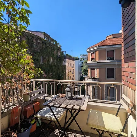 아파트 Charming With Balcony - Porta Romana 밀라노